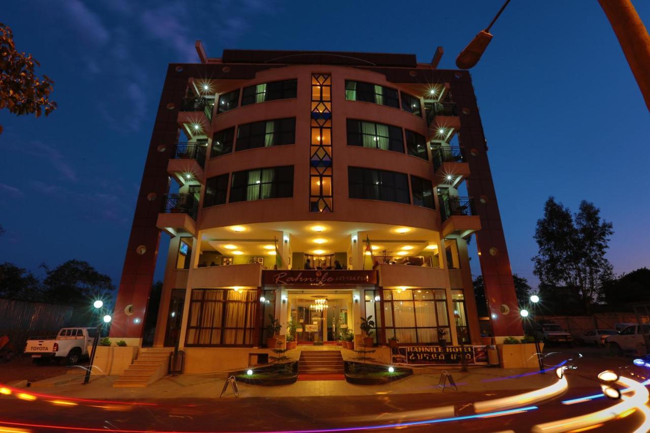 Rahnile Hotel Bahir Dar Exteriör bild