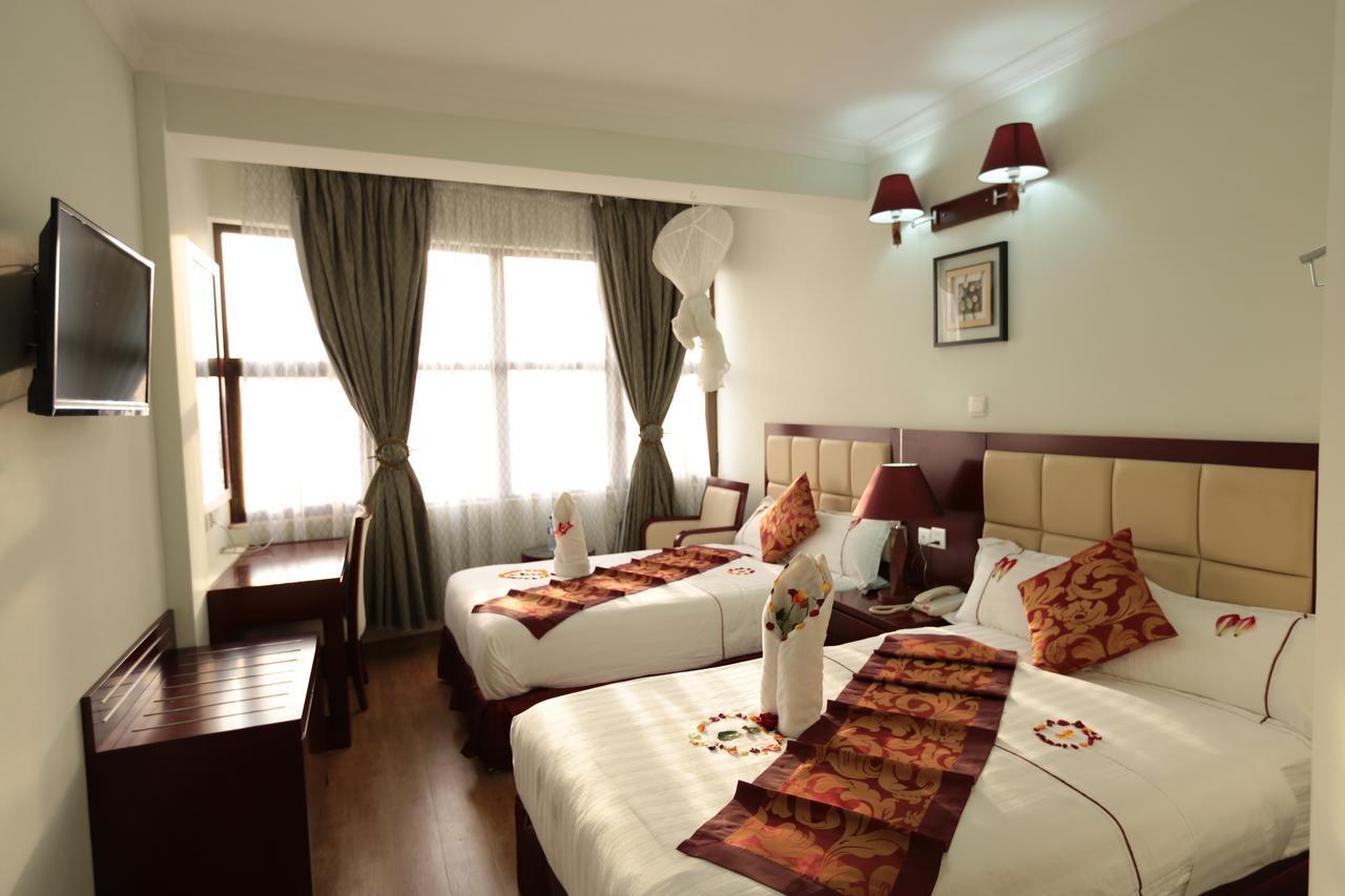 Rahnile Hotel Bahir Dar Exteriör bild