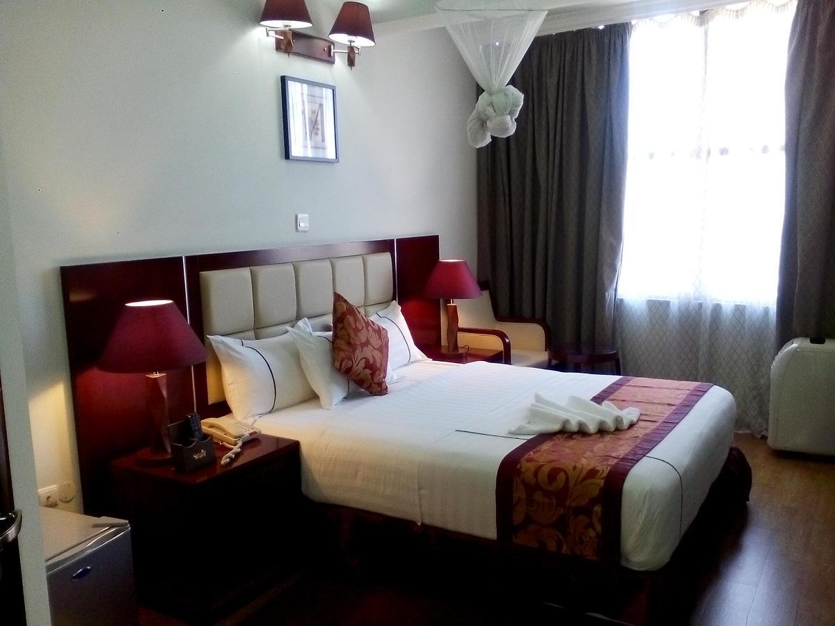 Rahnile Hotel Bahir Dar Exteriör bild