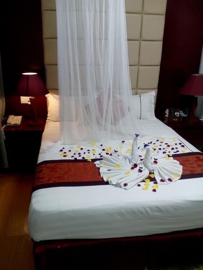 Rahnile Hotel Bahir Dar Exteriör bild