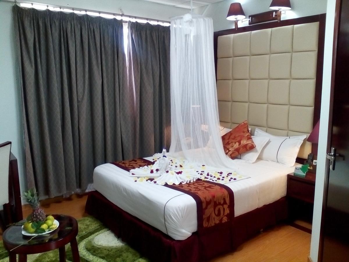 Rahnile Hotel Bahir Dar Exteriör bild