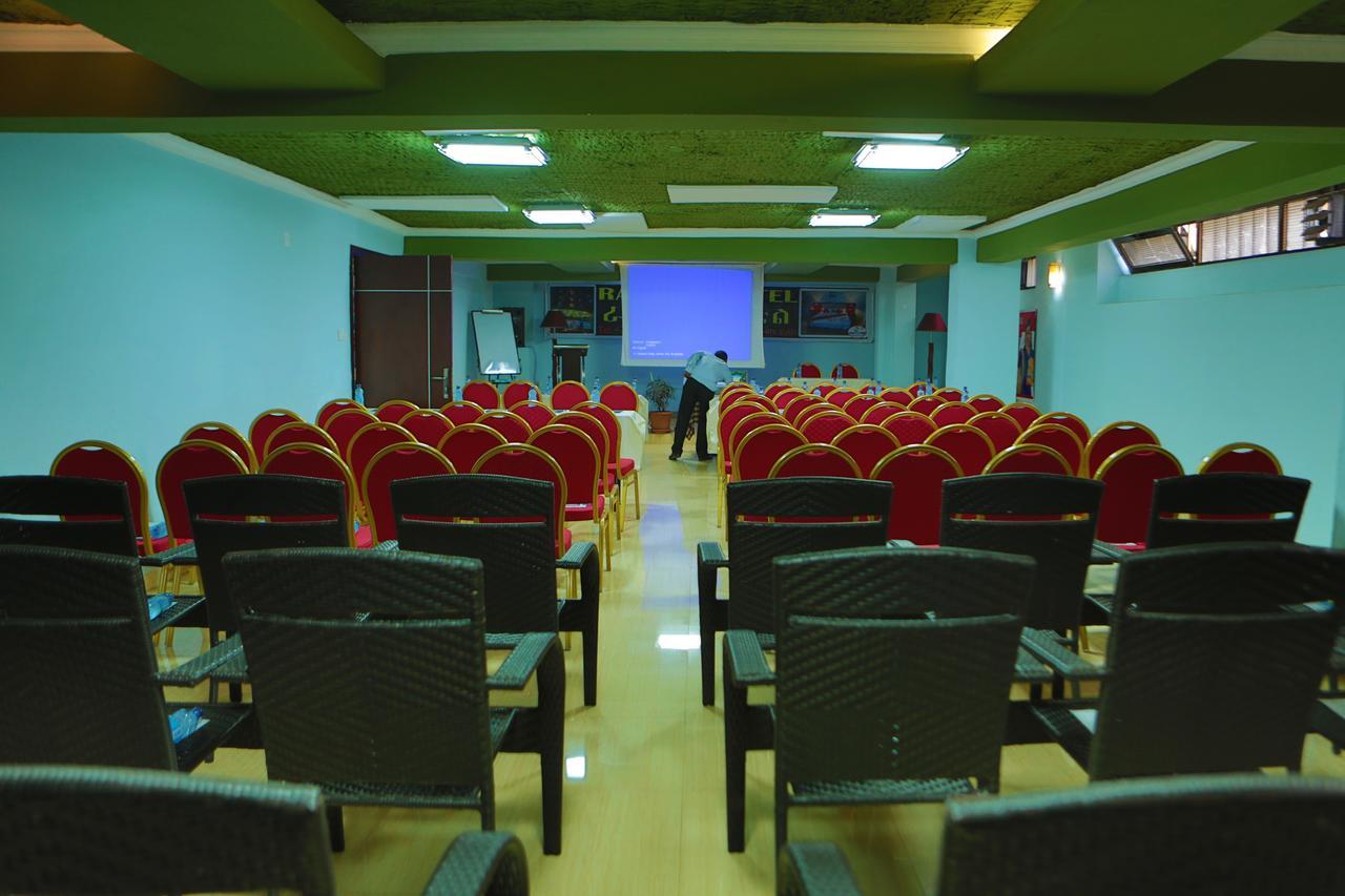 Rahnile Hotel Bahir Dar Exteriör bild