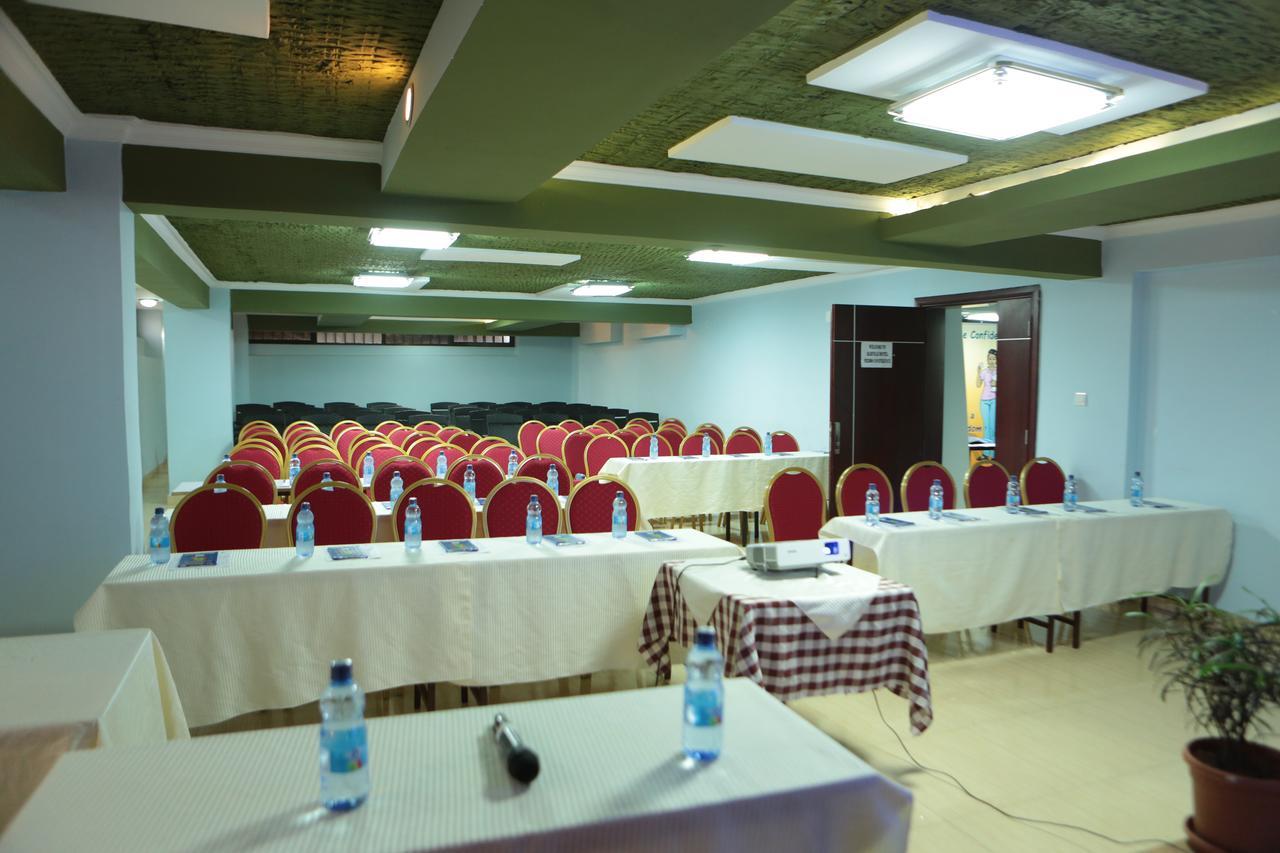 Rahnile Hotel Bahir Dar Exteriör bild
