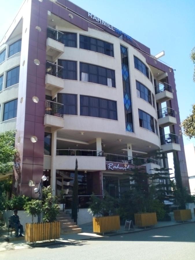Rahnile Hotel Bahir Dar Exteriör bild